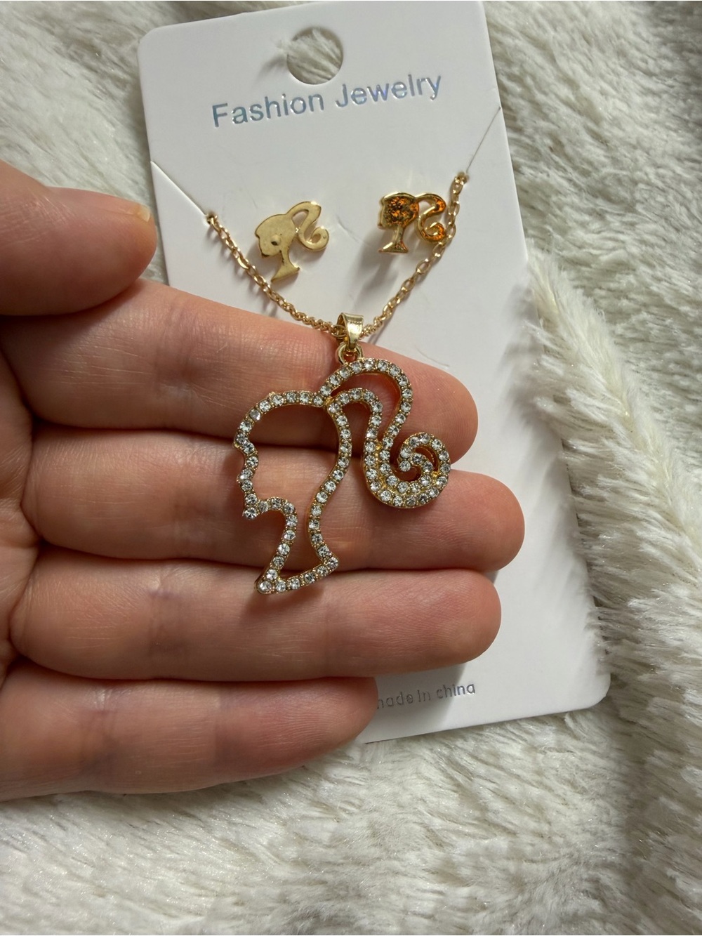 Fashion Jewelry Gold-Tone Rhinestone Silhouette Pendant Necklace Set